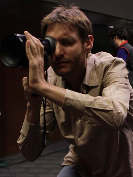 Cannes: Emerge Szifr�n y sus 