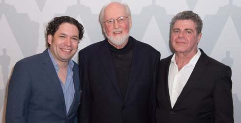 Los hispanos Santaolalla y Dudamel reflexionaron con el maestro Williams sobre m�sica de cine