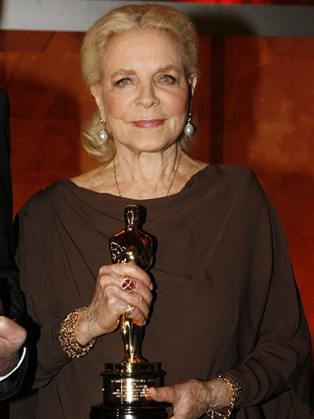 Lauren Bacall, el adi�s a la pareja que hizo sombra al mito