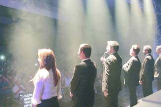 Fuera del aire, la pel�cula (2da. Semana)