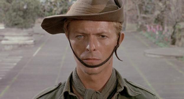 Adi�s a David Bowie: Cantante, compositor y� actor