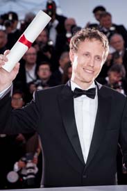 <i>L�szl� Nemes.</i> 