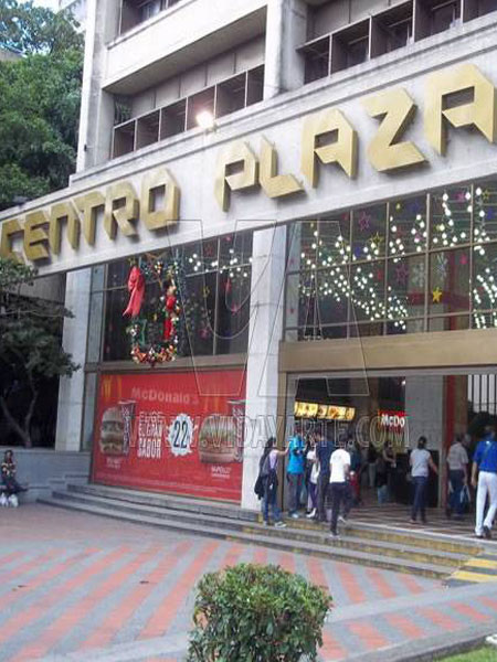 Hay salas de cine que protagonizan su propia historia de suspenso