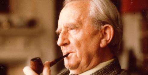 Tolkien, el creador de \'El se�or de los anillos\', tendr� su biopic,\'Middle Earth\'