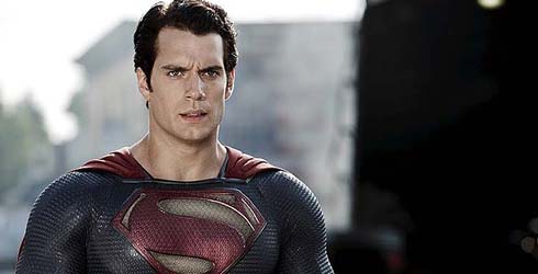 Henry Cavill se une a Tom Cruise en \