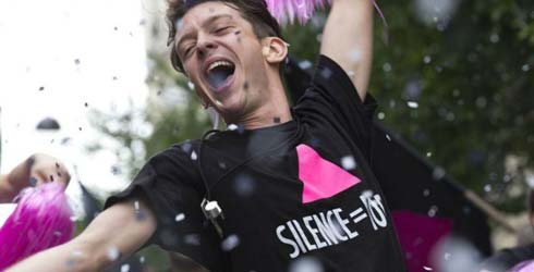 ESTRENOS EN M�XICO: Al paso y de camino; dualidad, respeto y conmoci�n