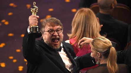 Guillermo del Toro, triunfador en unos Oscars muy repartidos