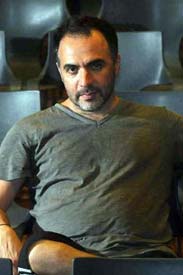 Israel Adri�n Caetano 