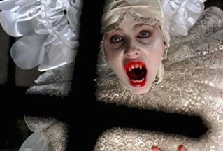 Dr�cula (Especiales Trasnocho / Homenaje a Eiko Ishioka)