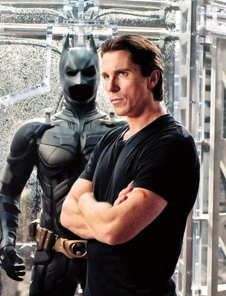 Christopher Nolan y Warner deciden reestrenar la trilog�a de 'El caballero de la noche' para animar al p�blico a volver al cine