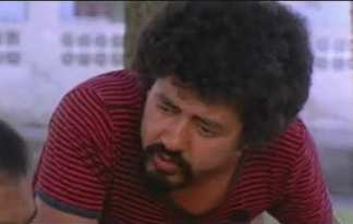 Foro Cr�tico: 'Se solicita muchacha de buena presencia y motorizado con moto propia'