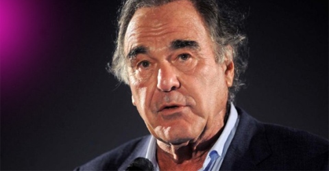 Oliver Stone critica a un Hollywood �cada vez m�s loco�