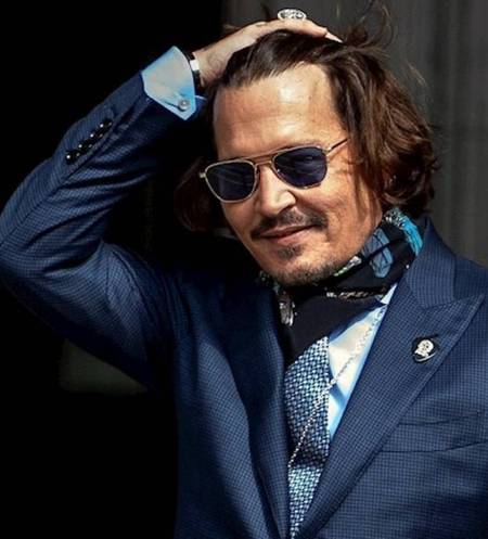 Estelares: Robert Pattinson retoma el rodaje de �The Batman� y Johnny Depp visitar� San Sebasti�n