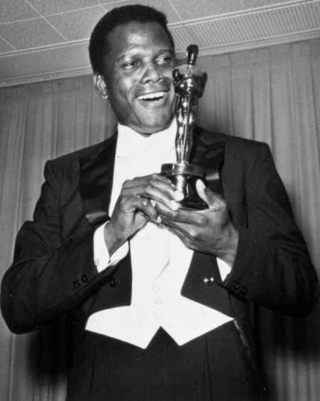 Muere Sidney Poitier, el primer actor negro que gan� un Oscar a mejor interpretaci�n
