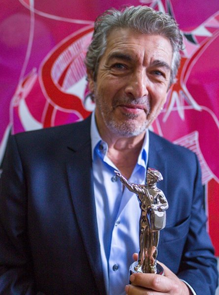 Premian trayectoria de Ricardo Dar�n en Festival de Cine de Mar del Plata