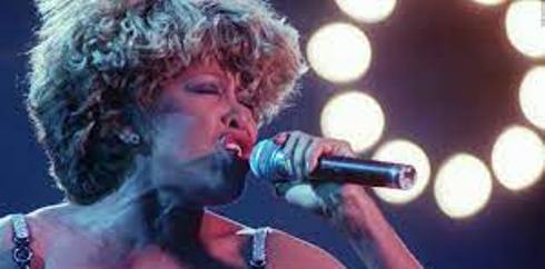 Muere Tina Turner, la leyenda del rock que superó un matrimonio abusivo para convertirse en una estrella global