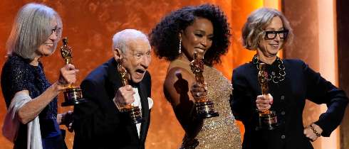Mel Brooks recibe un Oscar honor�fico a los 97 a�os