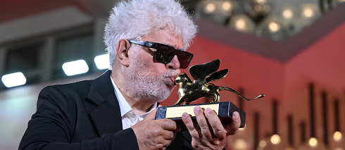 Ni el PP ni la Casa Real felicitan a Almod�var en sus redes tras el hist�rico logro para el cine espa�ol