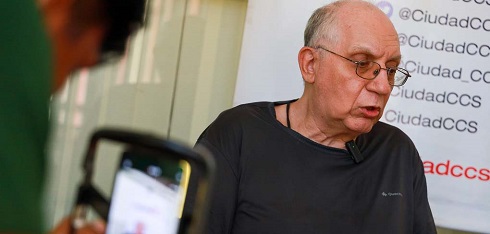 'Vestigios de conocimientos ancestrales' es un viaje po�tico-cient�fico