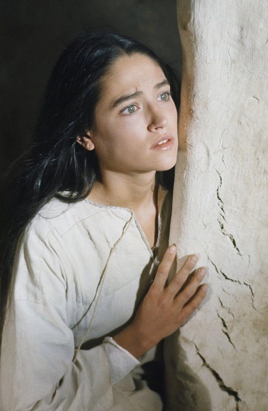 Olivia Hussey, estrella de 'Romeo y Julieta' de 1968, fallece a los 73 a�os