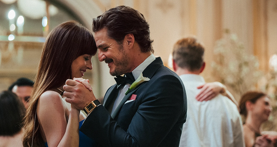 Amores materialistas 