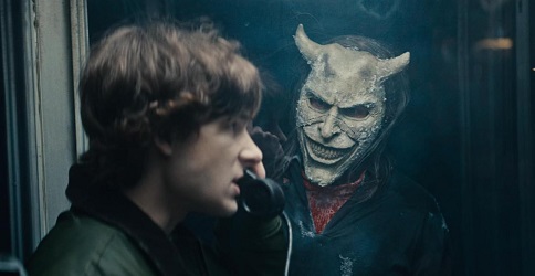 Taquilla USA: 'Black Phone 2' recauda $26,5 millones en un tranquilo fin de semana de octubre