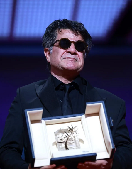 Ir�n condena a prisi�n al director Jafar Panahi, ganador de la Palma de Oro