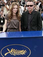 Angelina Jolie y Winterbottom triunfan en Cannes con un filme sobre Daniel Pearl