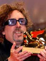 El homenaje a Tim Burton opaca aún más al difícil film de Guerín 'En la ciudad de Silvia'