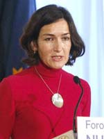 Zapatero busca la reconciliaci�n con el mundo del cine nombrando ministra a �ngeles Gonz�lez-Sinde