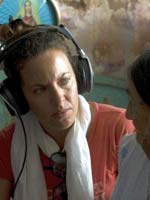 Claudia Llosa es condecorada en Per�, mientras su pel�cula gana el mercado pirata