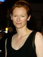 Tilda Swinton viaja con un cine sobre ruedas por tierras escocesas