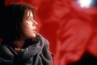 TRES COLORES: AZUL, BLANCO, ROJO (Krzysztof Kieslowski, un cineasta excepcional)