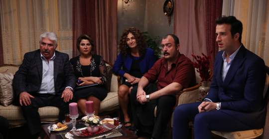 Entre familia (1er. Festival de Cine Türkiye 2023)